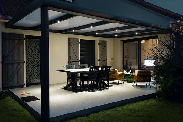 Photographie du Kit Éclairage Spots LED pour Pergola