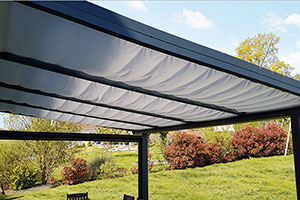 Photo n°3 du Voile d'Ombrage Sur-Mesure pour Pergola