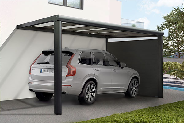 Photo d'un Carport Aluminium PANORAMA avec une Paroi Pleine de Fermeture