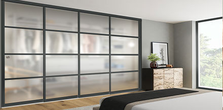 Photo d'une porte vitrée de dressing