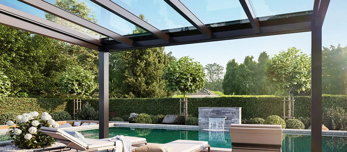 Photo de la toiture en verre d'une Pergola Aluminium CUBO-EZIE