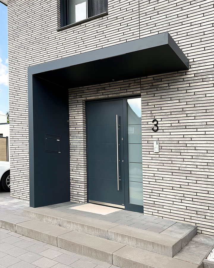 Photo n°4 de l'Auvent de Porte d'Entrée BS