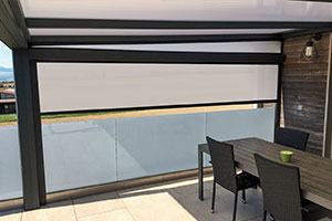 Photo n°2 du Store Screen Motorisé IMPERIAL ZIP pour Pergola