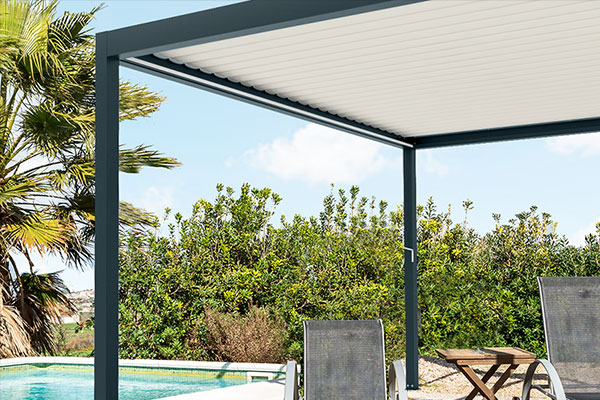 What is the ideal height for a pergola?